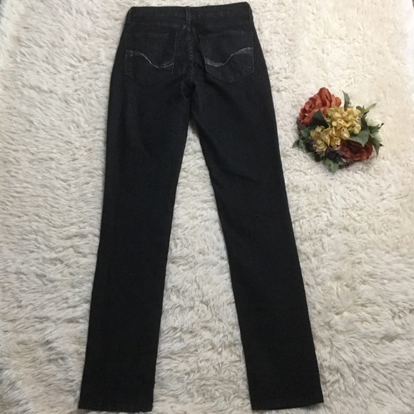 NYDJ Skinny High Waisted Jeans See Measurements - Picture 3 of 7